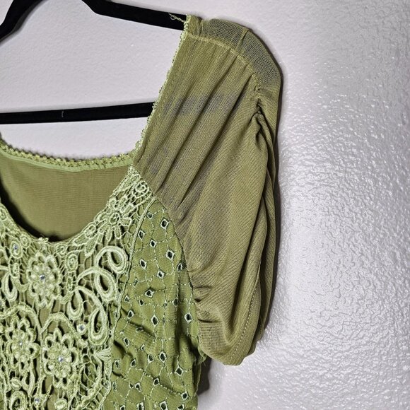 VTG Y2K  Medium Green Top Ruched Sheer Sleeve Crochet Floral Lace Fairy Grunge - Picture 2 of 5